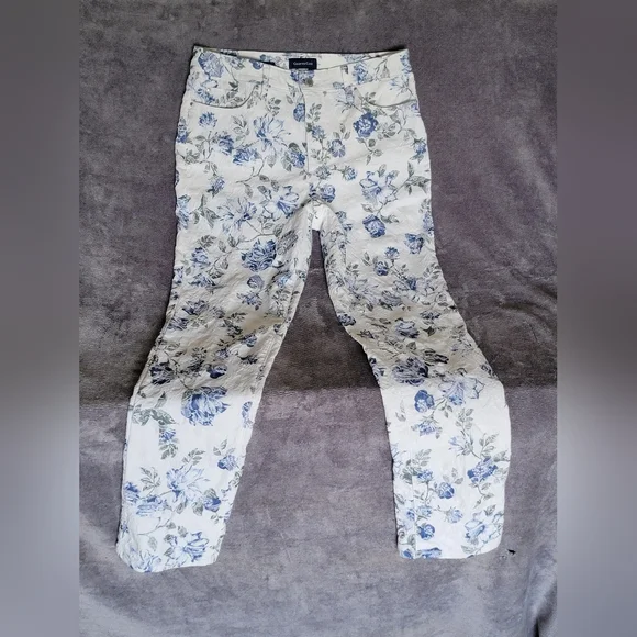 RARE Women's Charter Club White Floral Lexington Straight Pants Sz 12 LIKE NEW - Picture 3 of 15